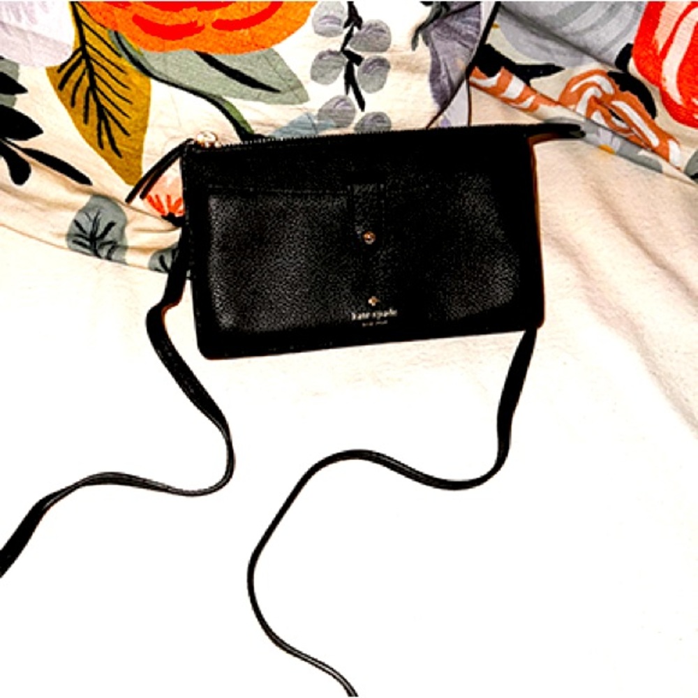 Kate Spade - never used cute small leather cross body!
